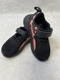 Puma Sneakers, Size 5 Toddler